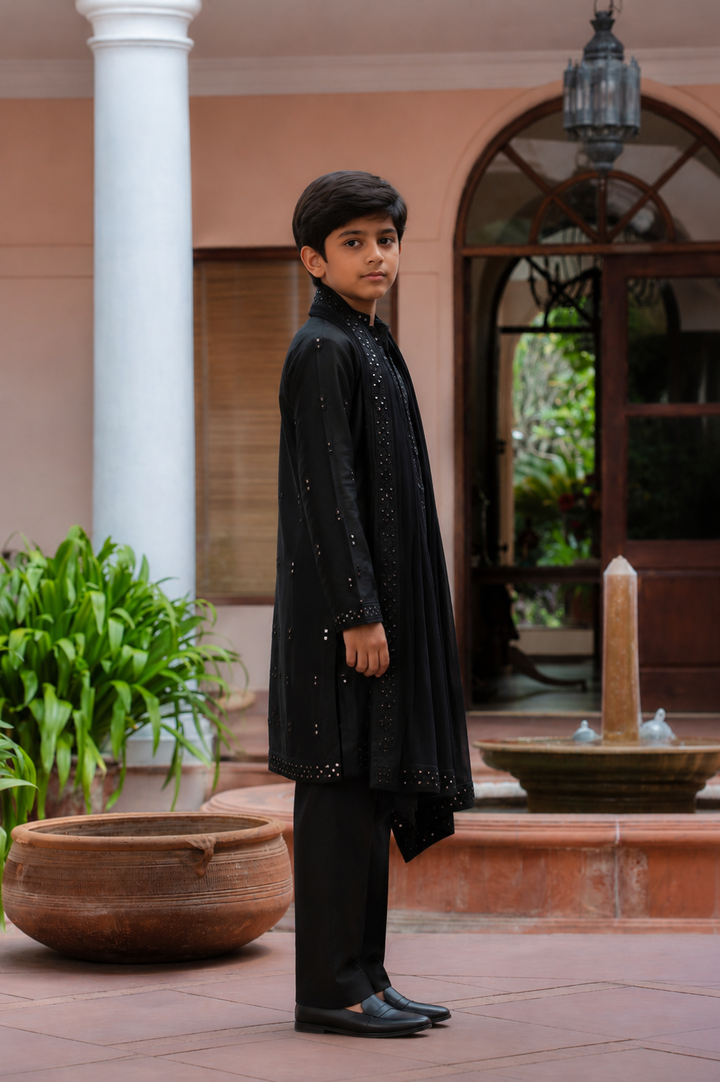 ADVAY KURTA SET