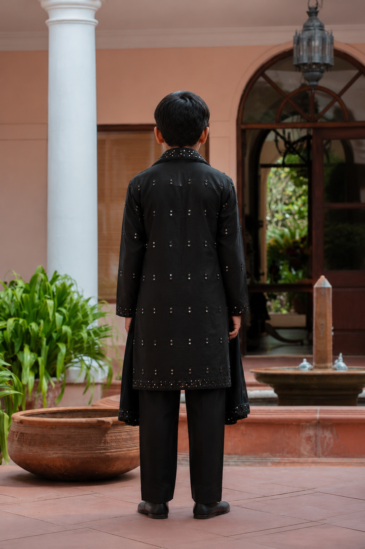 ADVAY KURTA SET