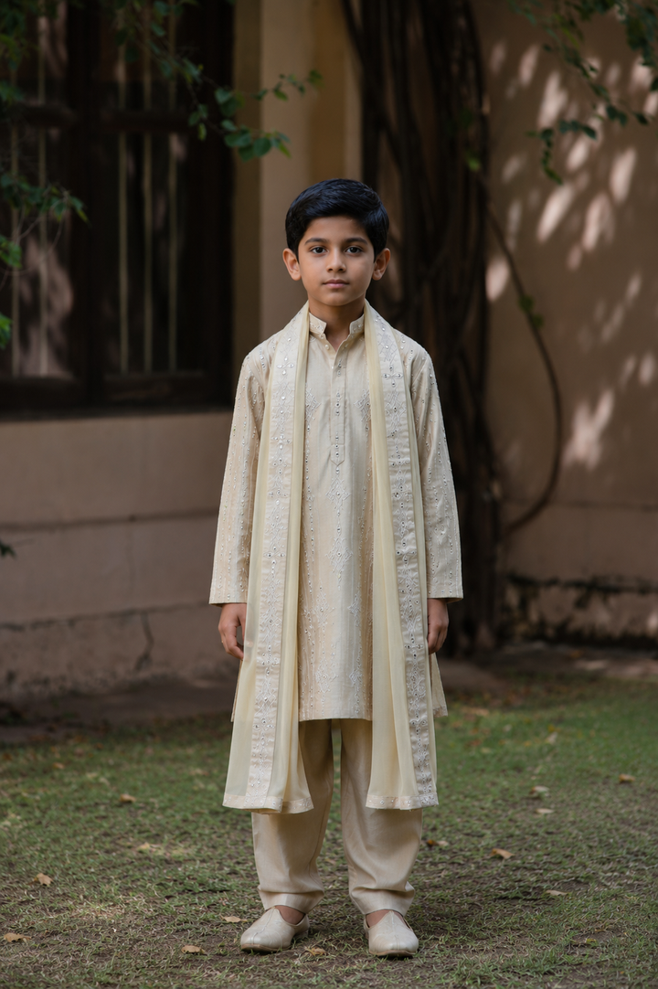 VYOM KURTA SET