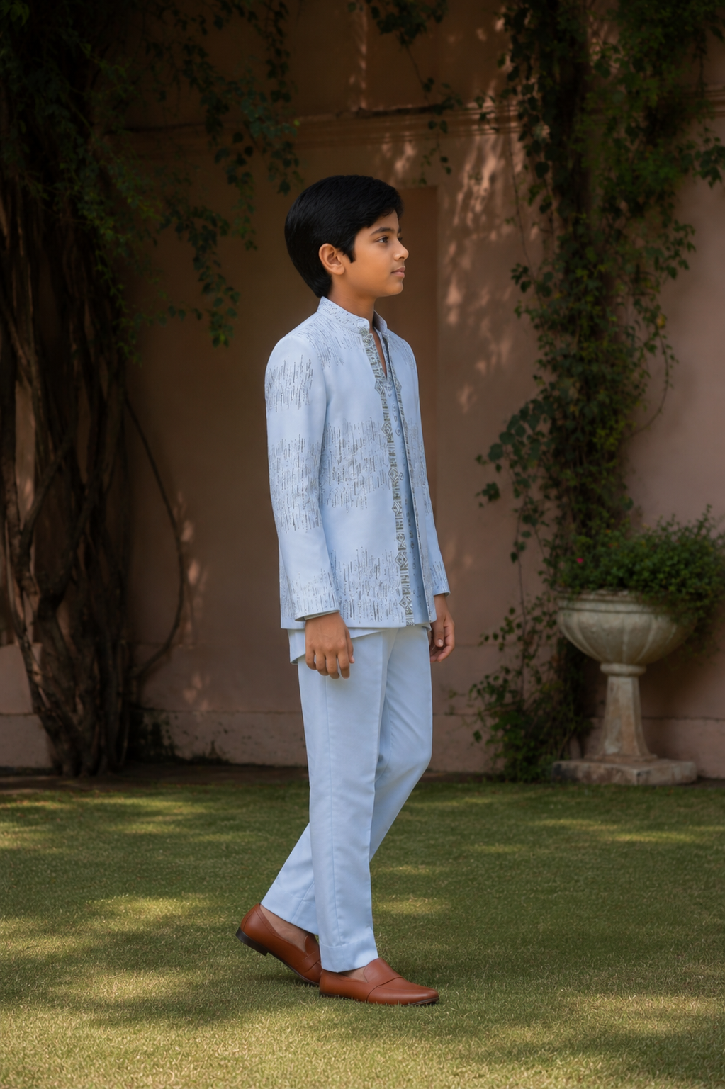 TAARUSH INDO-WESTERN SET