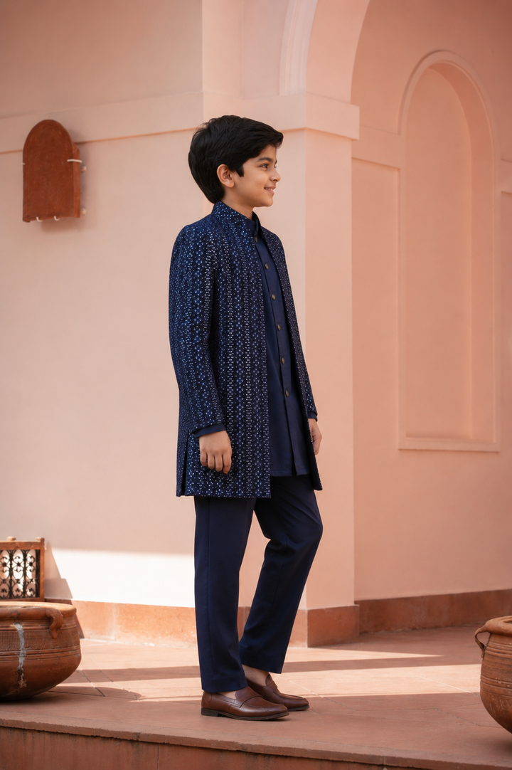 AARNIK INDO-WESTERN SET