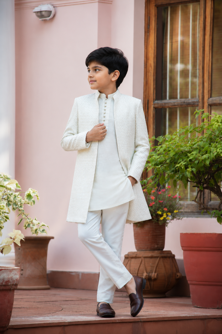 VARCHAS INDO-WESTERN SET