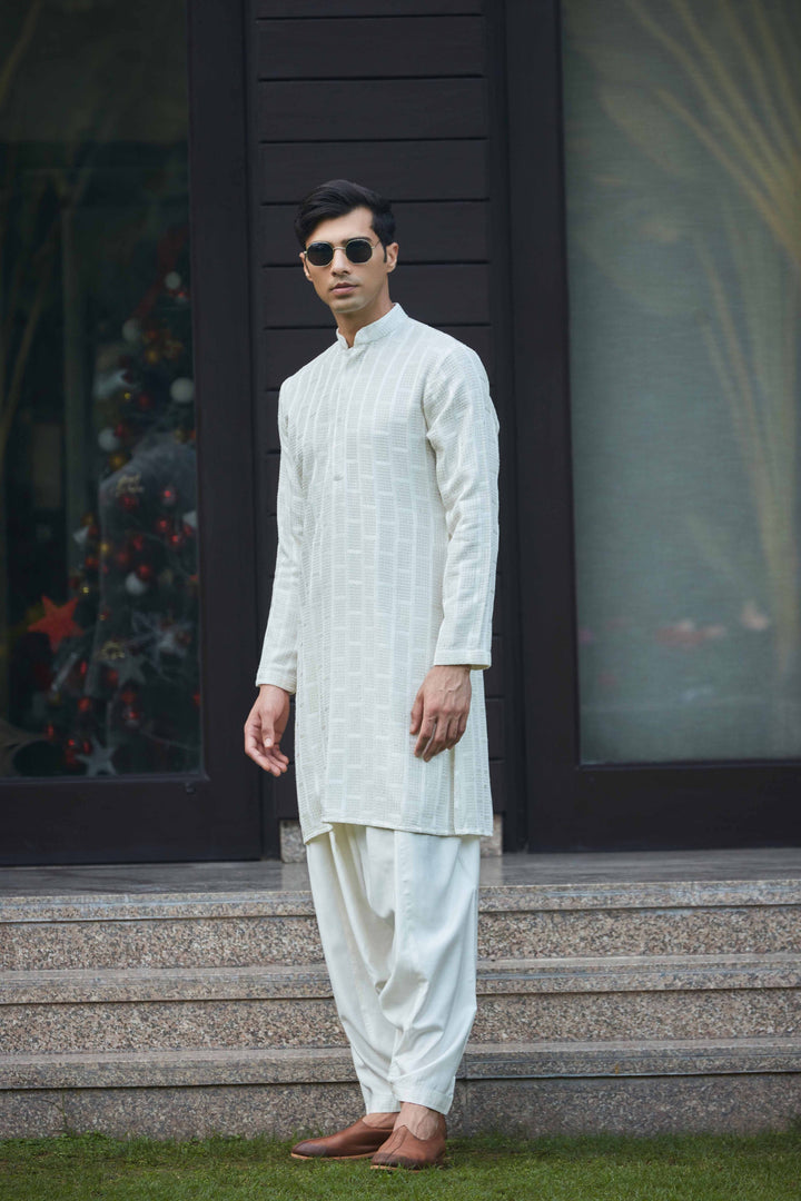 Tarusa - Off White Chikankari Kurta Set - Bohame