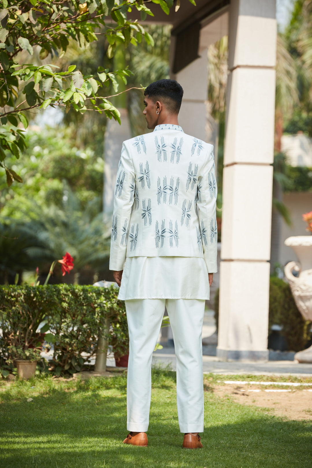 Iyre- Off White Abstract Embroidered Open Jacket with Kurta Set