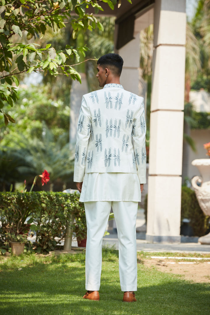 Iyre- Off White Abstract Embroidered Open Jacket with Kurta Set