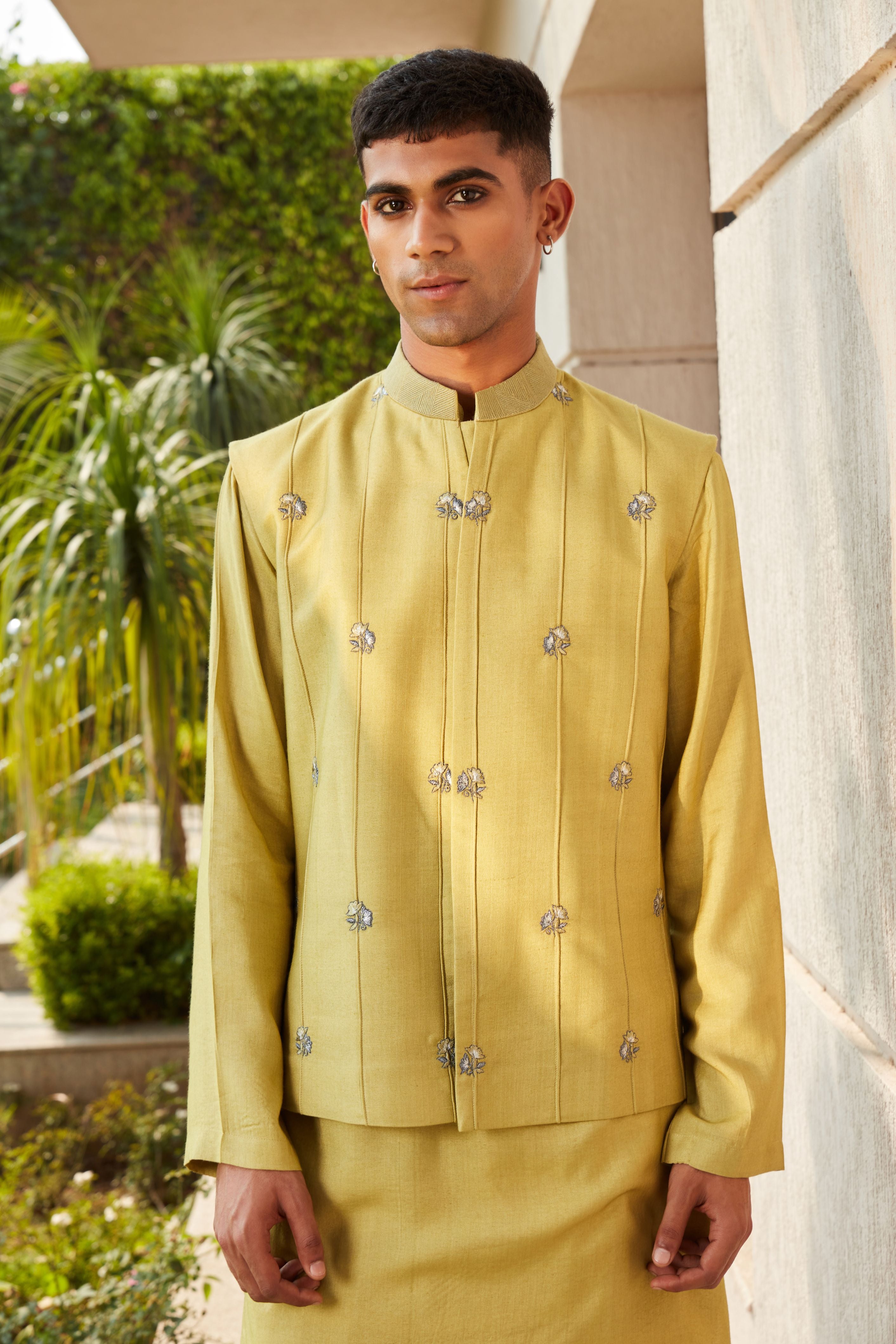 Buy RYLEN Men's Kurta, Waistcoat and Pyjama Set Silk Blend With Nehru Jacket  For Men Online at Best Prices in India - JioMart.