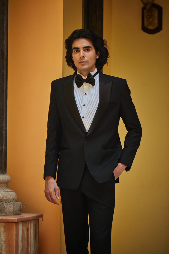 Leo Black Classic Tuxedo