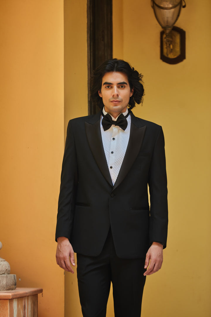 Leo Black Classic Tuxedo