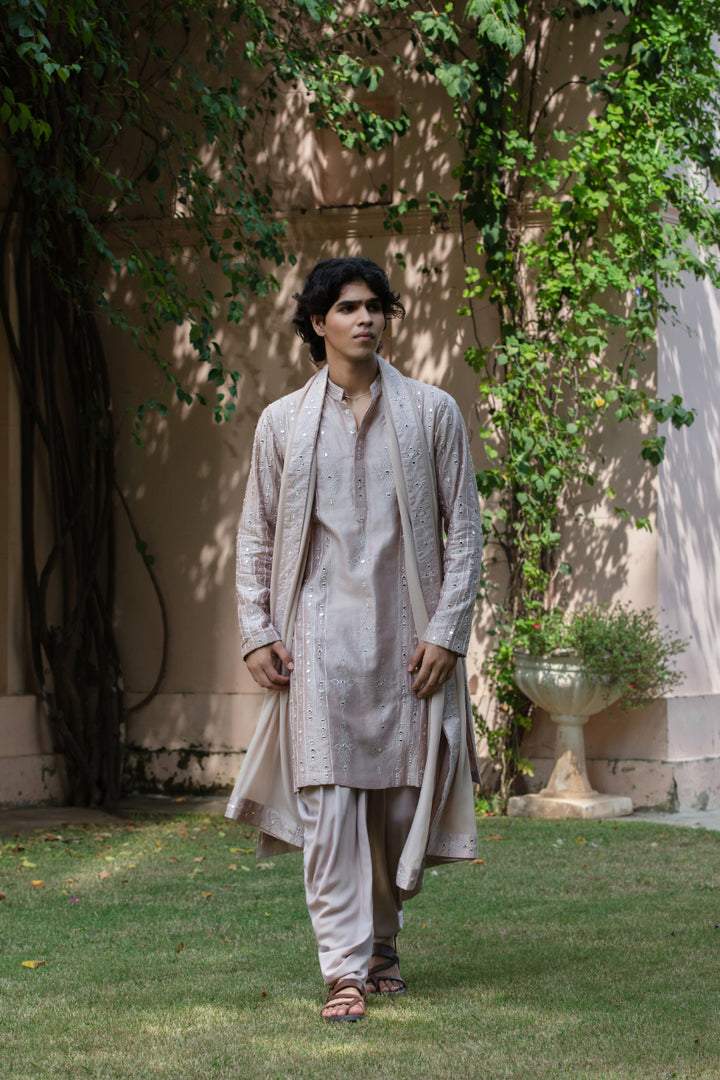 Arvaz Kurta Set
