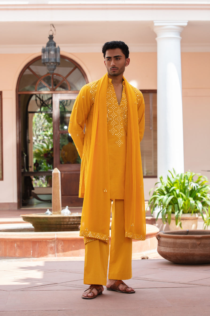 Tapan Kurta Set