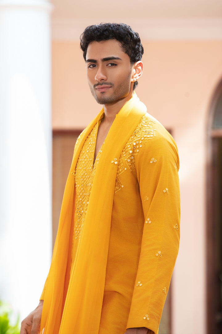 Tapan Kurta Set