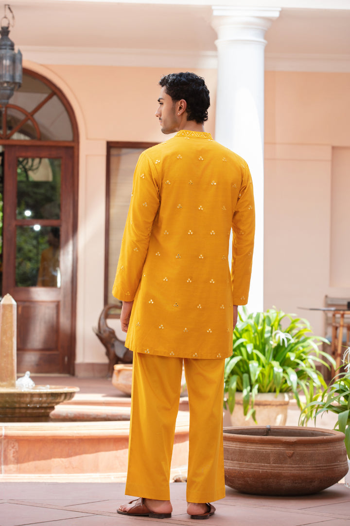 Tapan Kurta Set