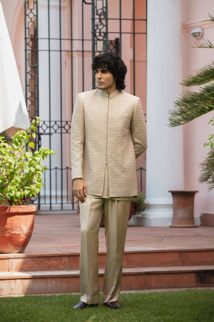 Suvarnesh Indo-Western Set