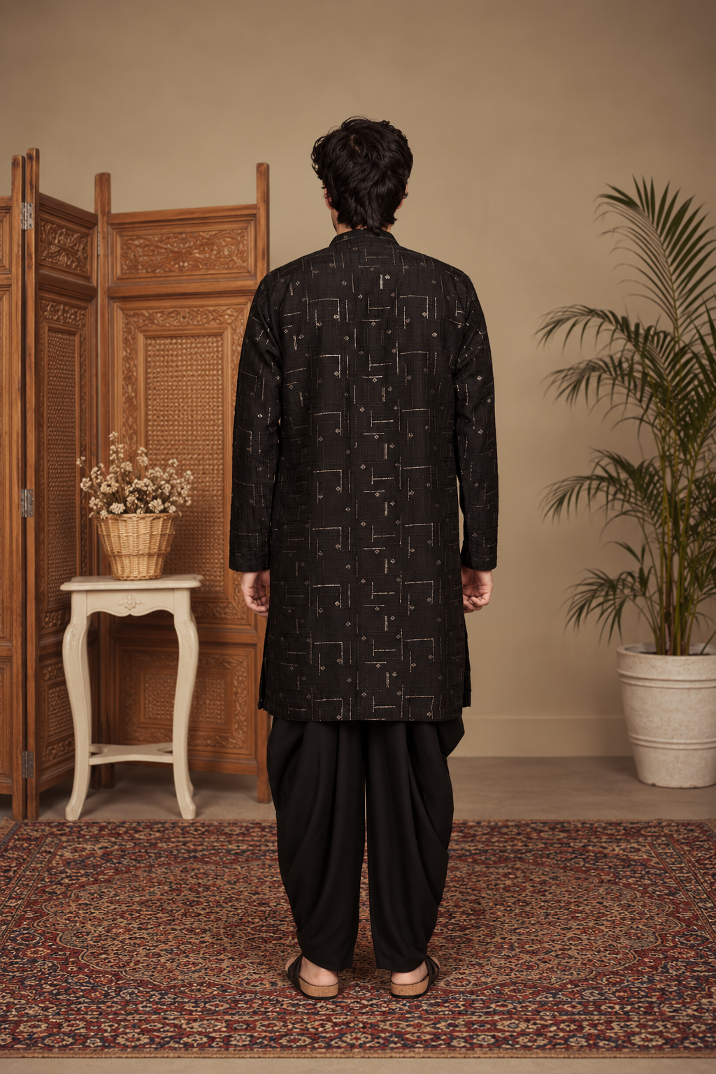 Kaanth Kurta Set in Black