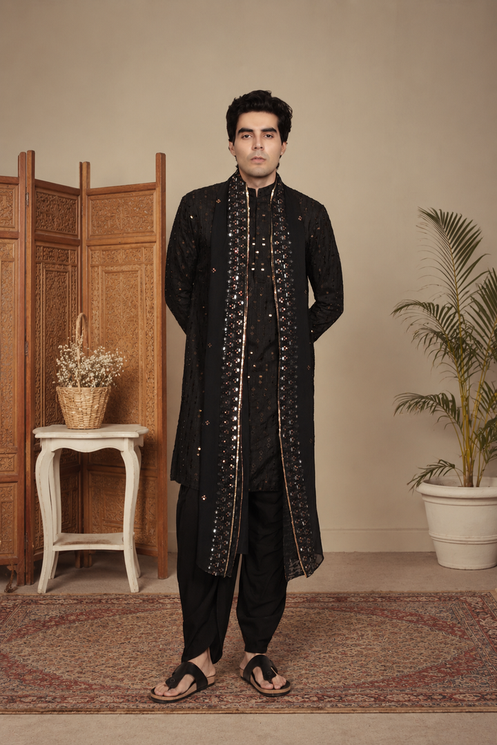Saaya Kurta Set in Black