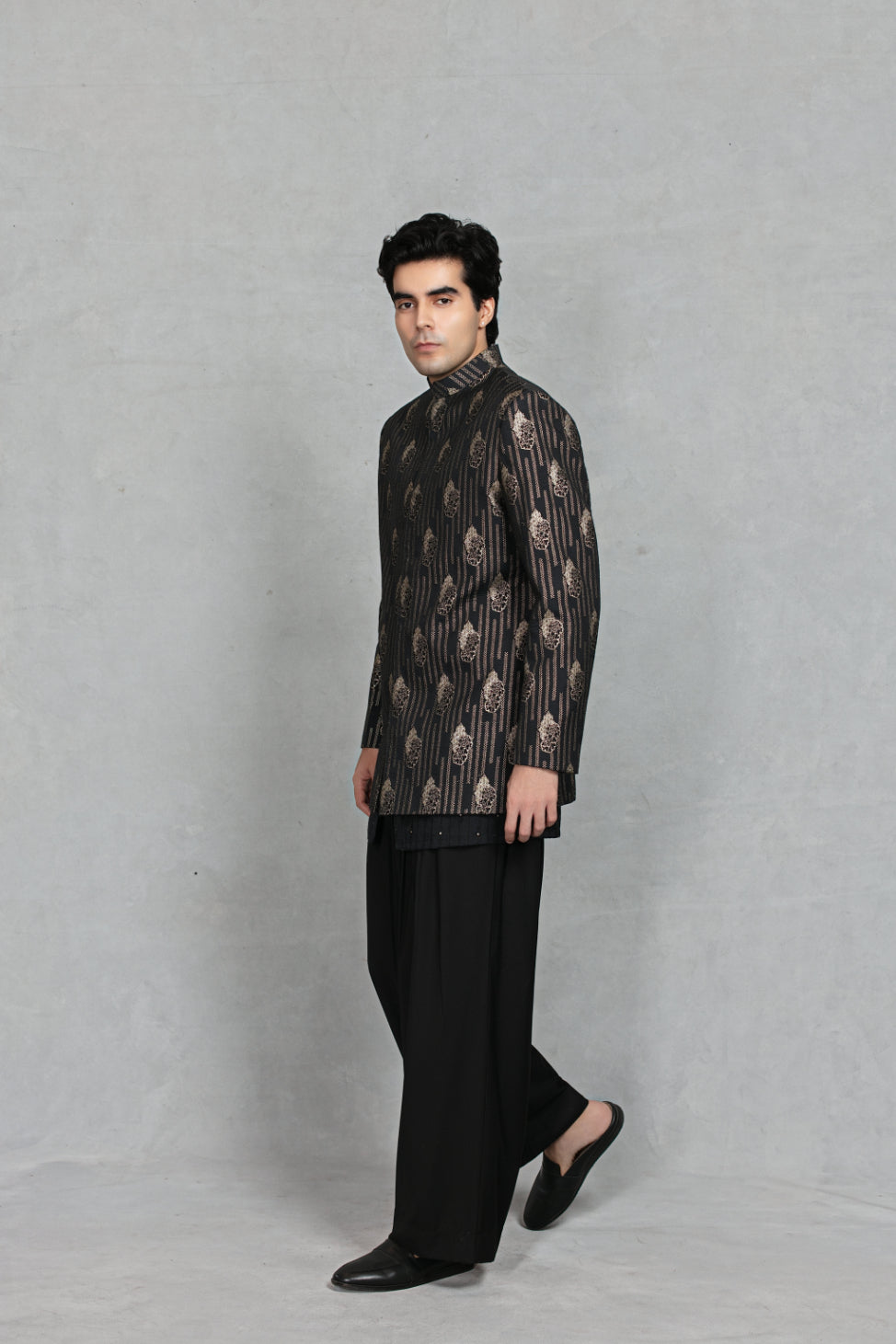 Takht Indo - Western Jacket Set in Black