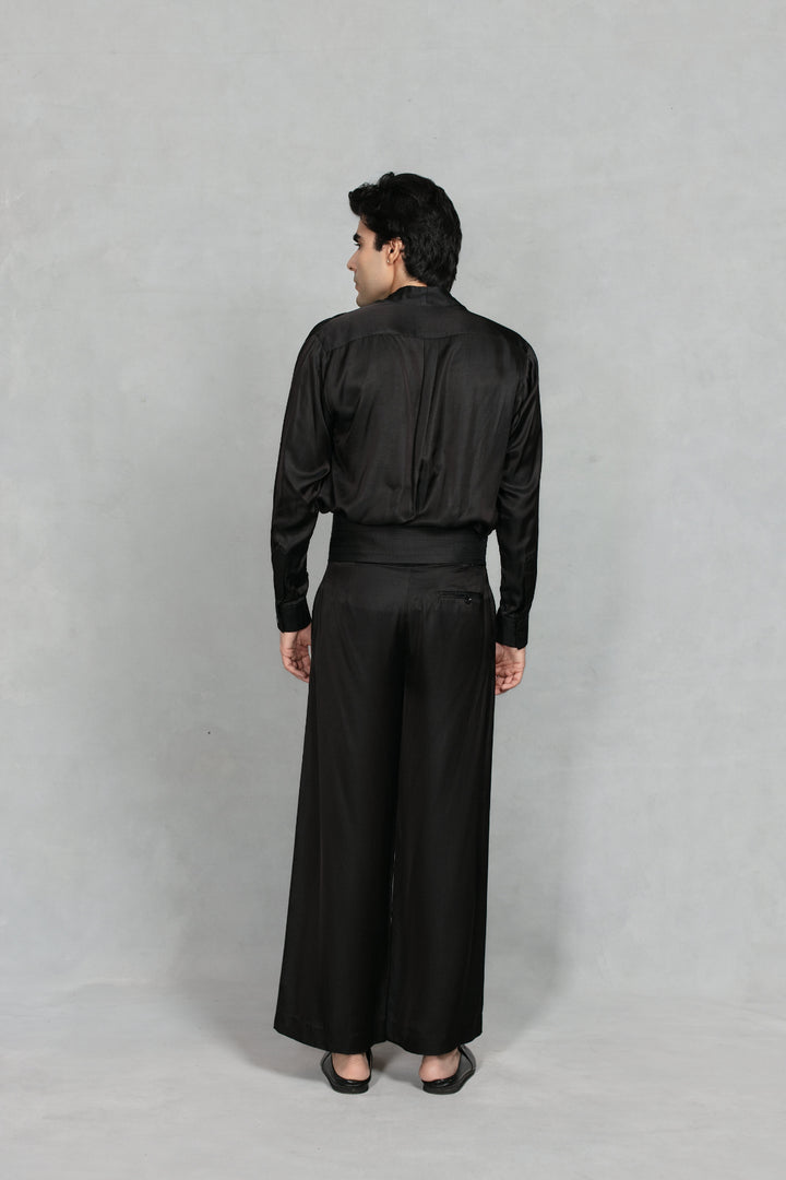 Tehzeeb Indowestern Jacket Set in Black/ Gold