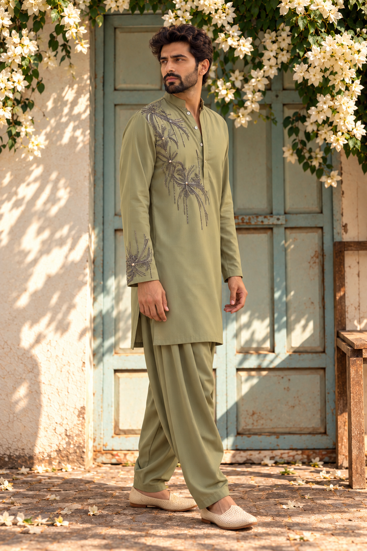 Gulistan Kurta Set in Mint Green