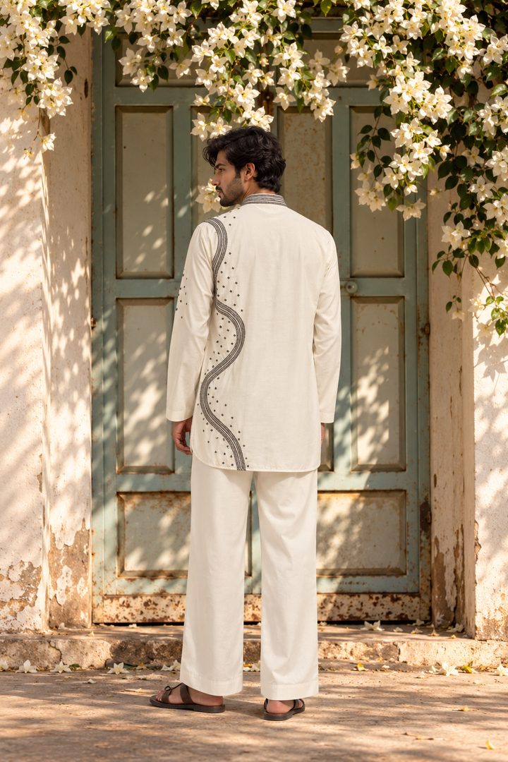 Naqsh Kurta Set in Off White