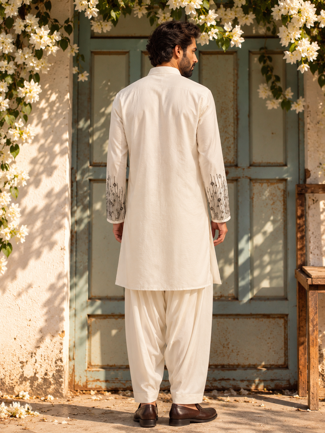 Zarreh Kurta Set in Off White