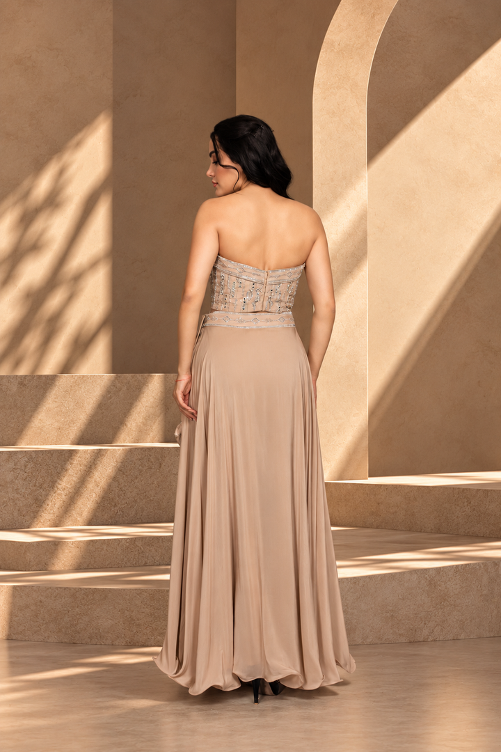 Gulnaar Lehenga Set with Dupatta in Champagne