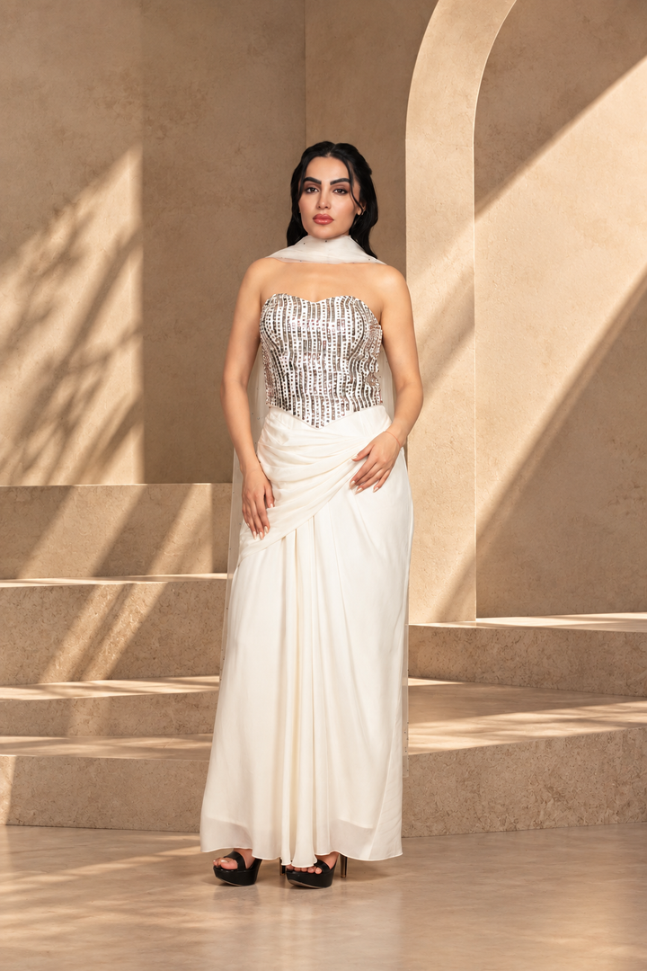 Aabshar Co-ord Set Set with Dupatta in White