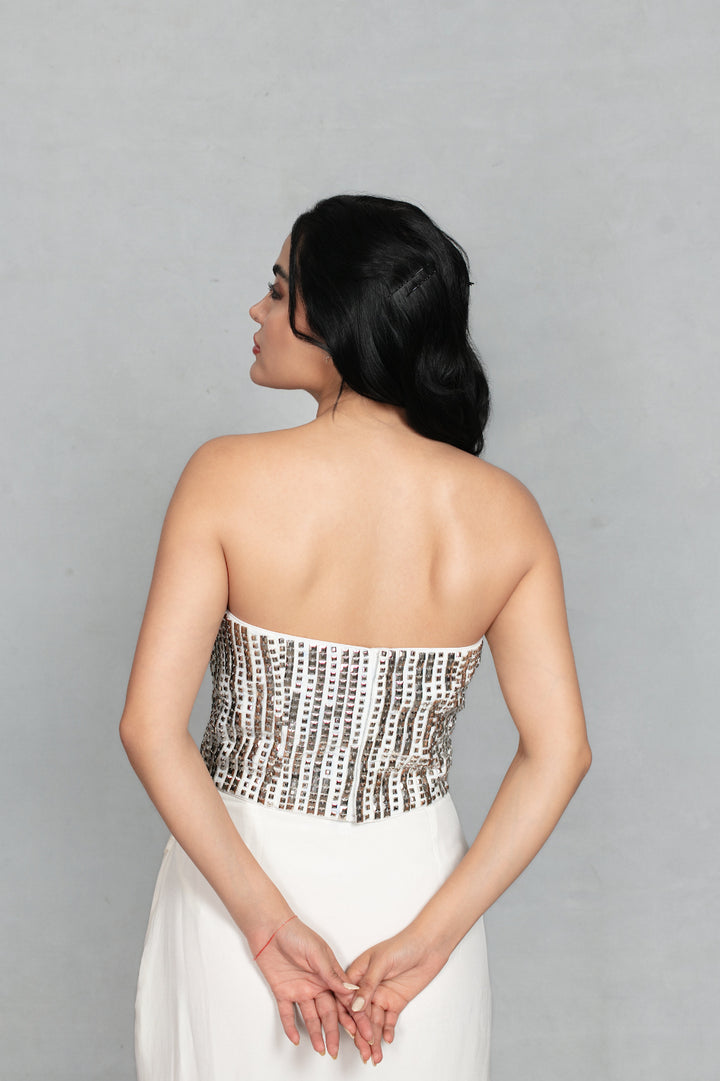 Aabshar Co-ord Set Set with Dupatta in White