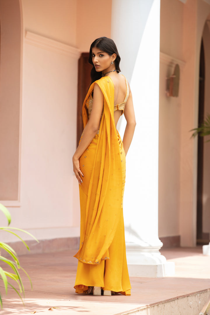 Aveline Saree