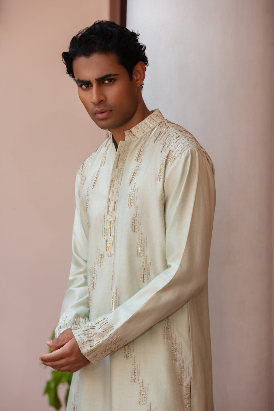 Aion Kurta Set