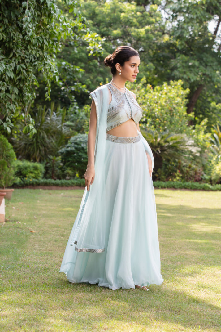 Elaris Lehenga