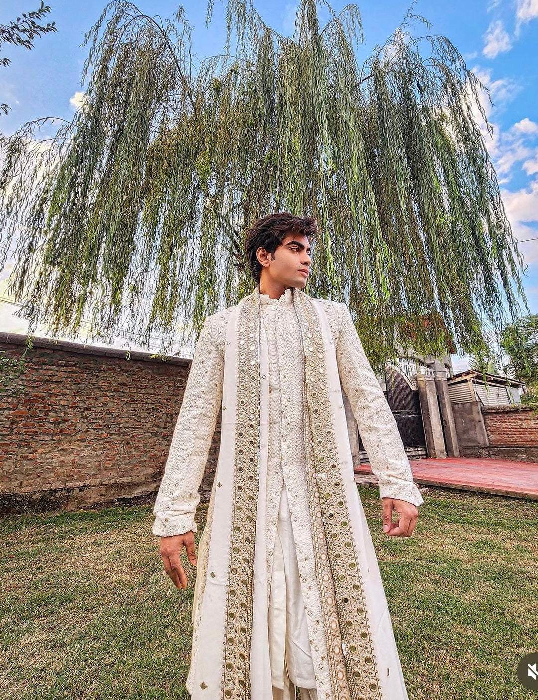 Amaan (@soboguys) in our Rudra - Off White Chikankari Sherwani Jacket Set with Stole