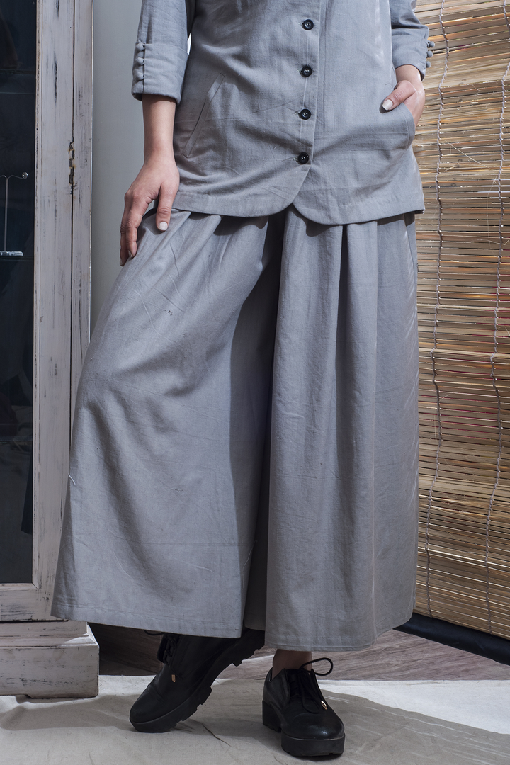 Elane- Grey Fitted Jacket With Oversized Pants