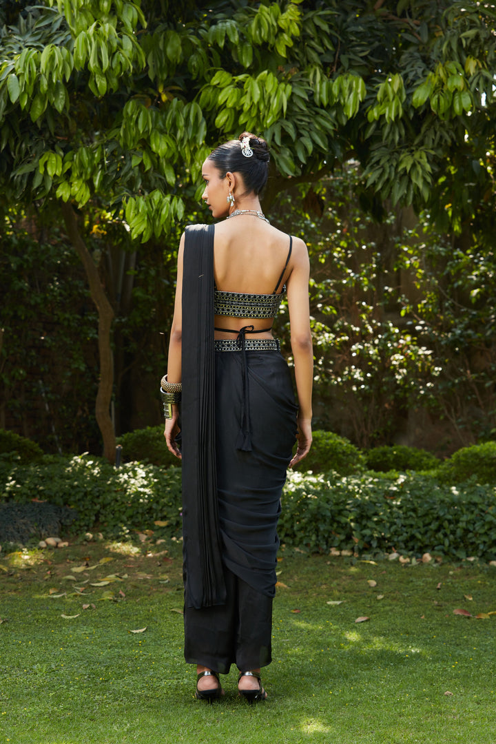 Nida- Black Embroidered Concept Saree